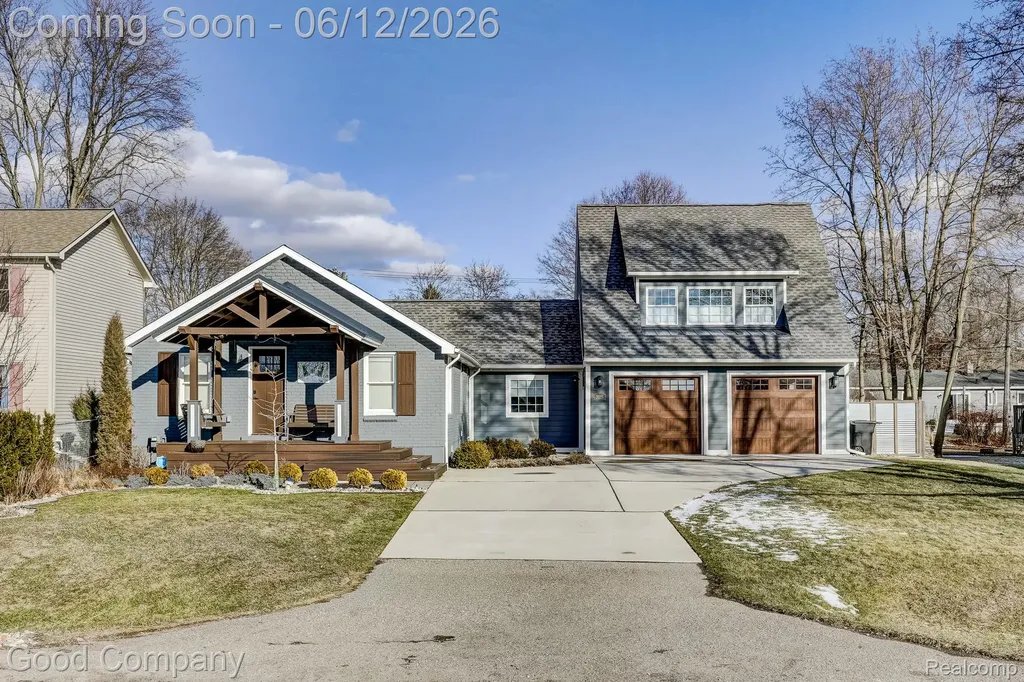 3105 Culbertson Avenue Rochester Hills City MI 48307