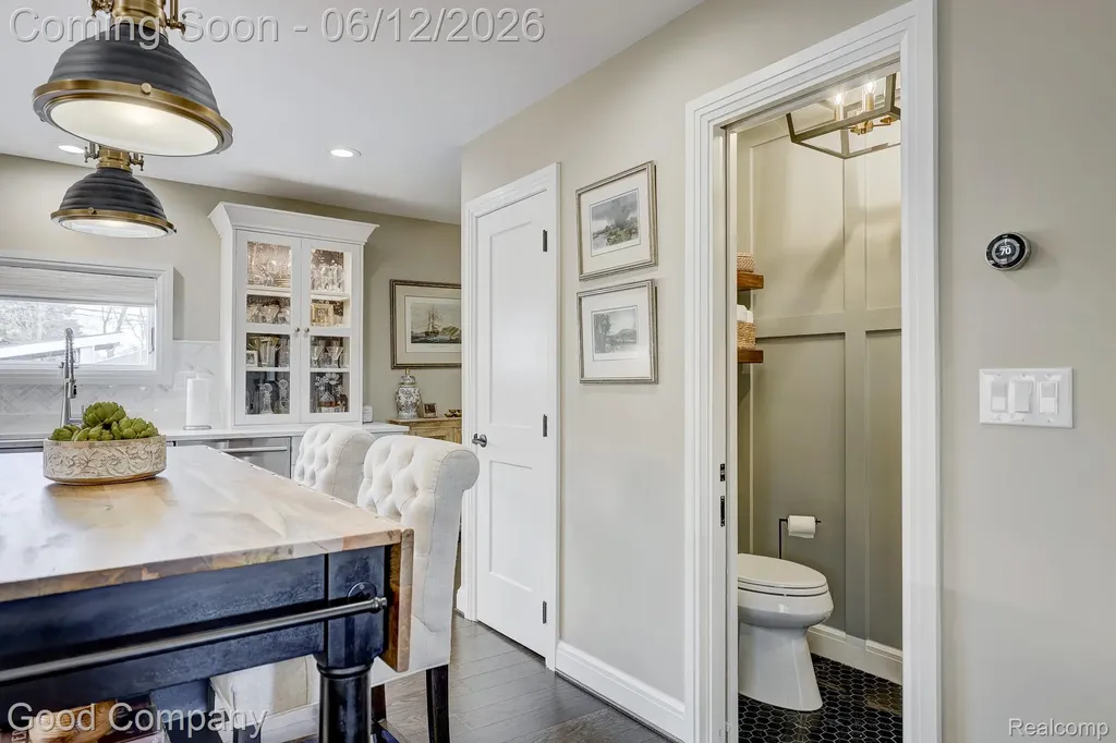 3105 Culbertson Avenue Rochester Hills City MI 48307