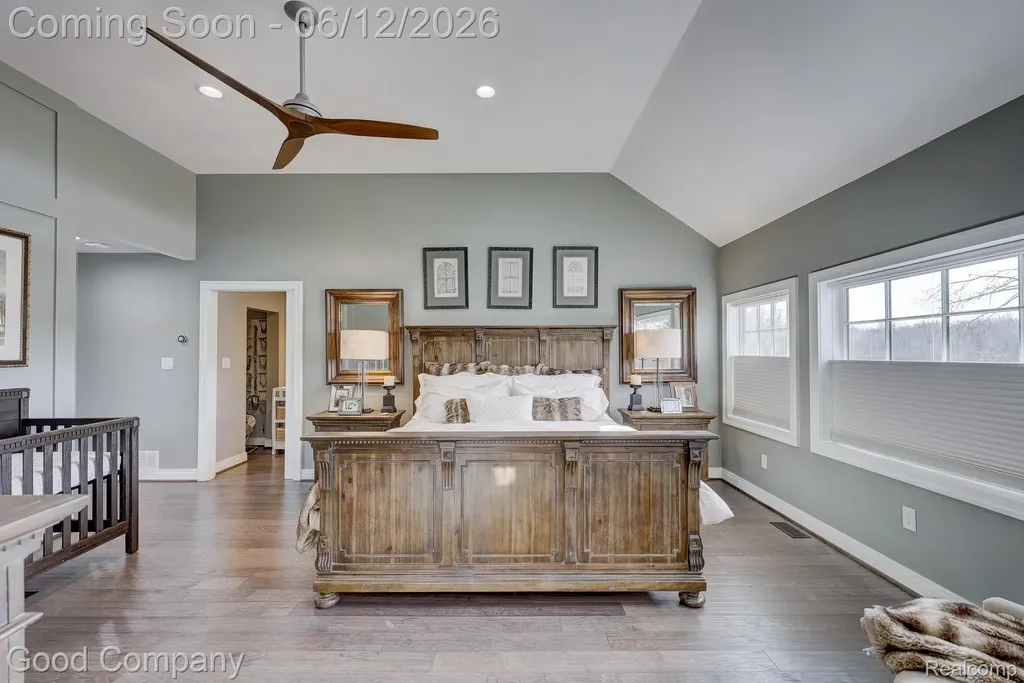 3105 Culbertson Avenue Rochester Hills City MI 48307