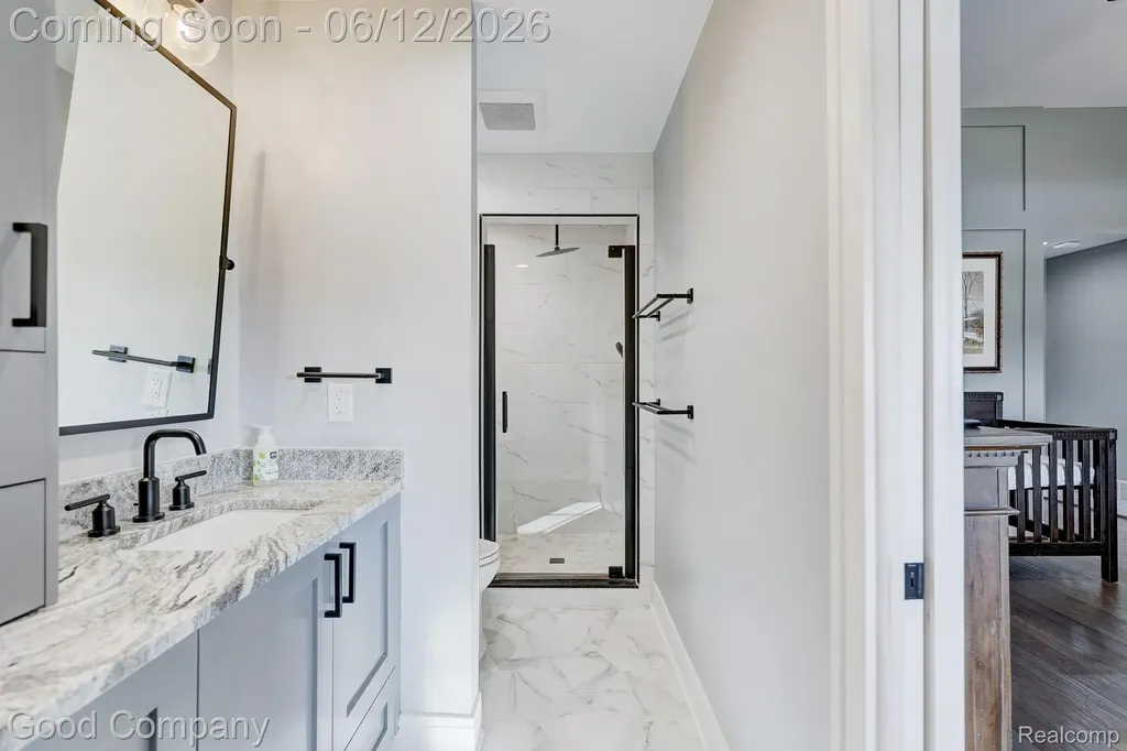 3105 Culbertson Avenue Rochester Hills City MI 48307