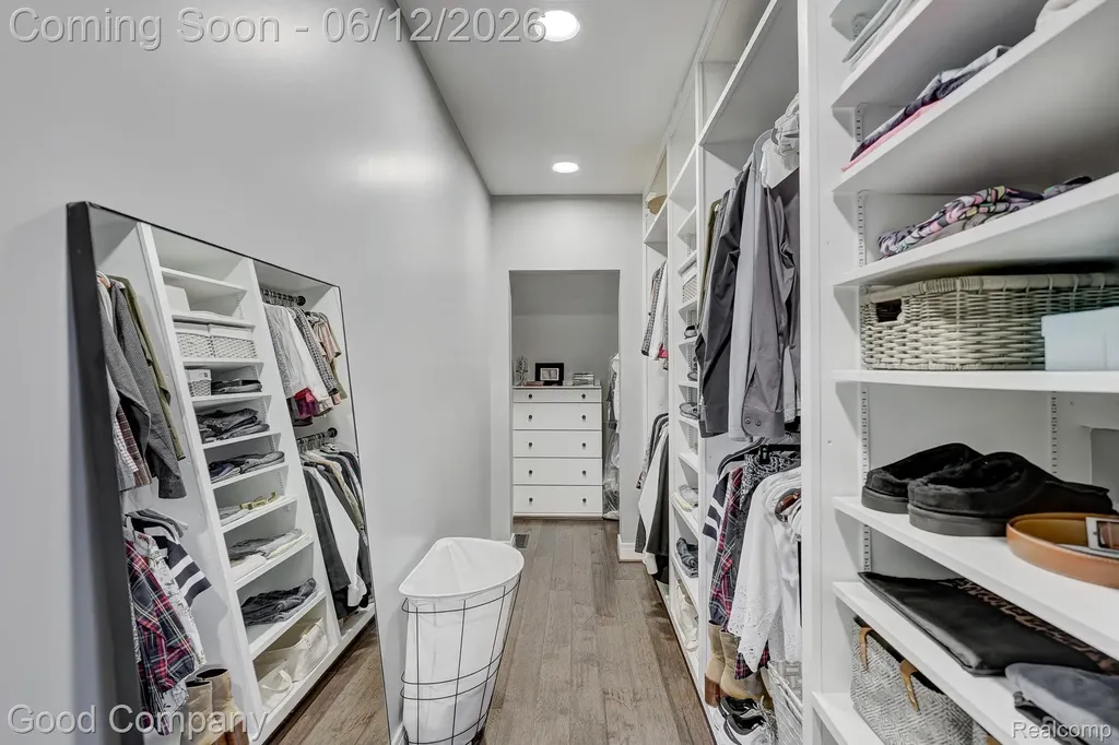 3105 Culbertson Avenue Rochester Hills City MI 48307