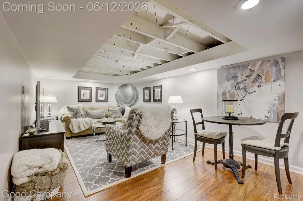 3105 Culbertson Avenue Rochester Hills City MI 48307