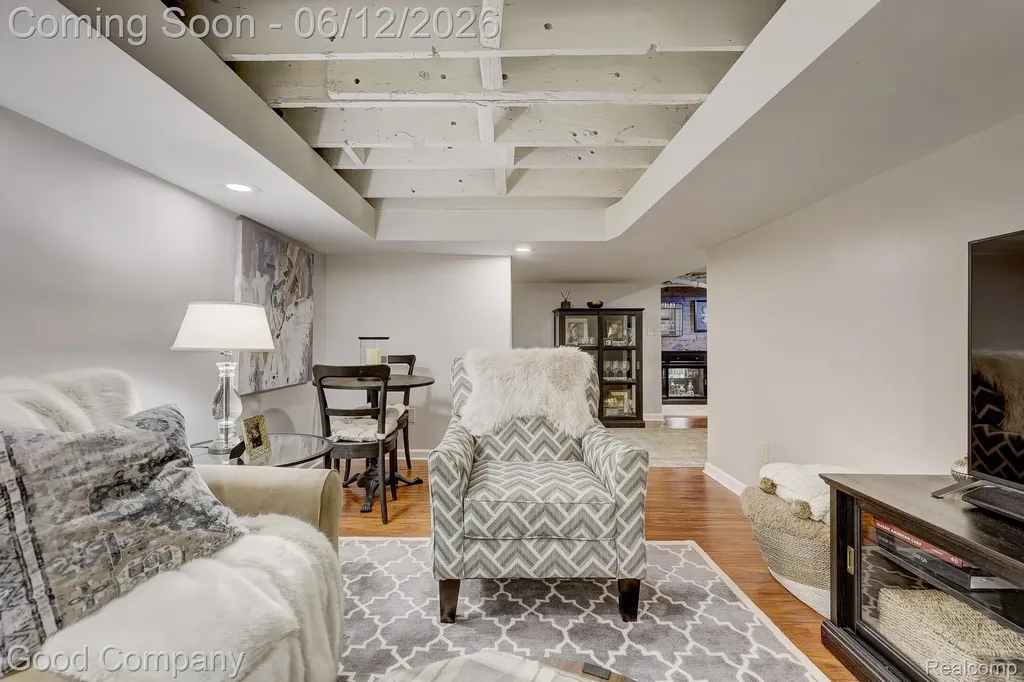 3105 Culbertson Avenue Rochester Hills City MI 48307