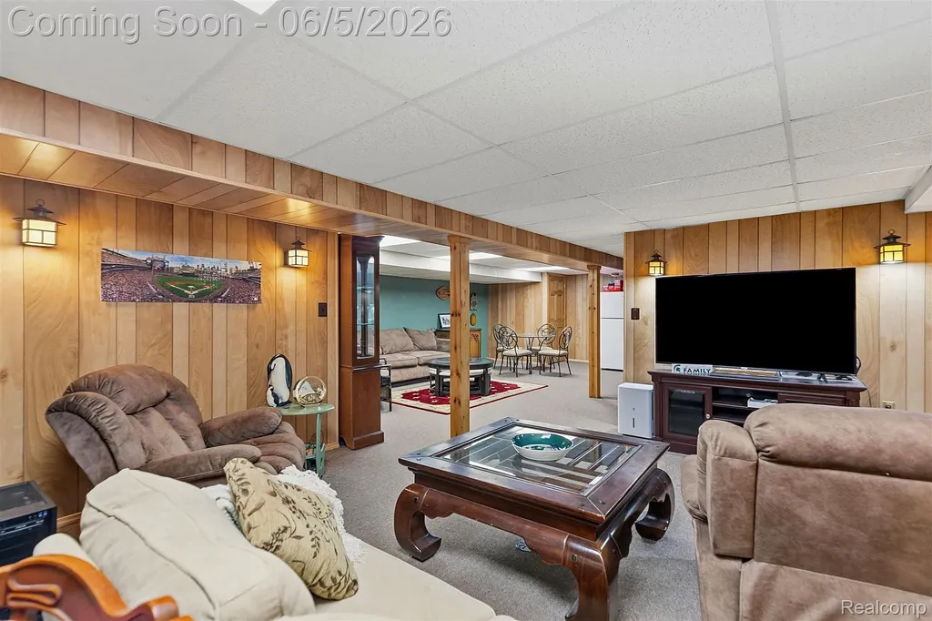 16748 Shale Court Macomb Township MI 48042