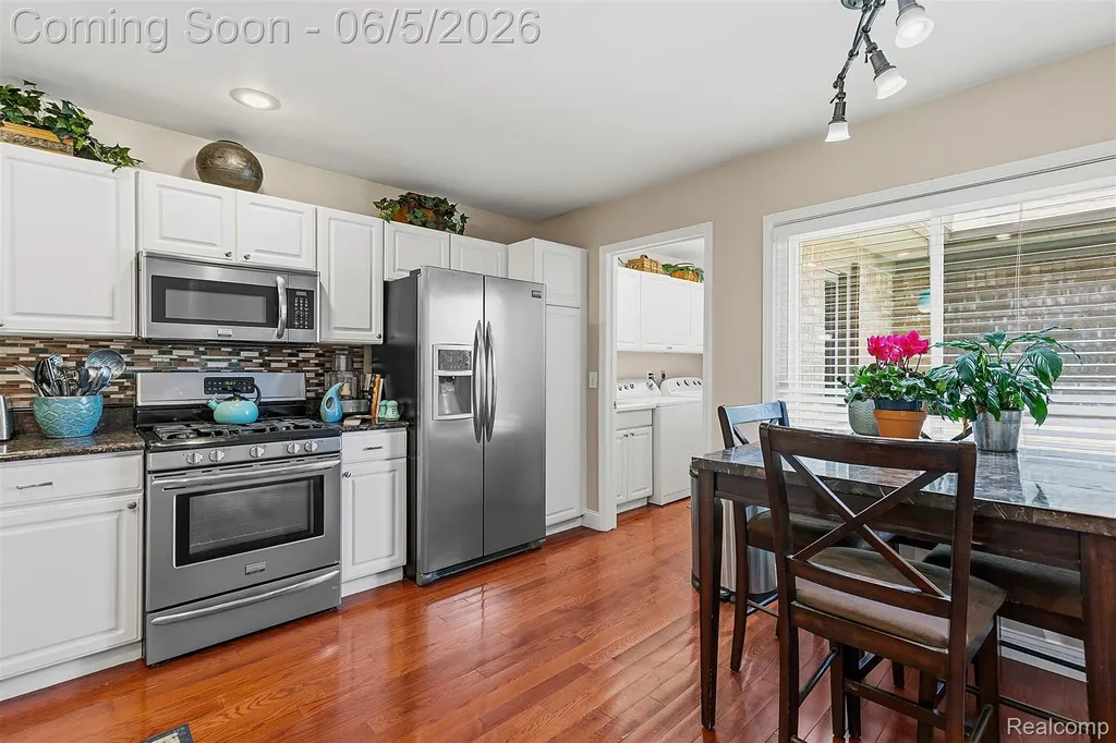 16748 Shale Court Macomb Township MI 48042