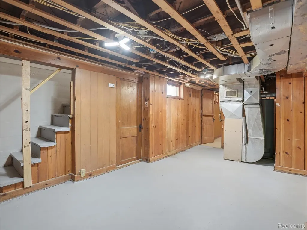 45 Kemp Street Pontiac City MI 48342