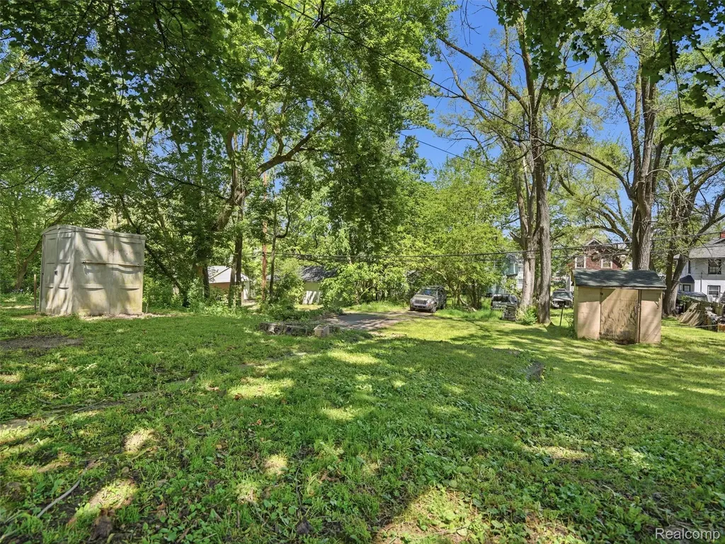 45 Kemp Street Pontiac City MI 48342