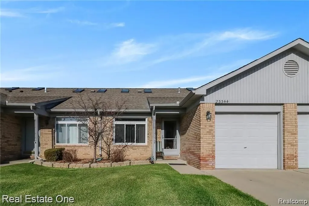 23344 Bunte Court Brownstown Charter Township MI 48183