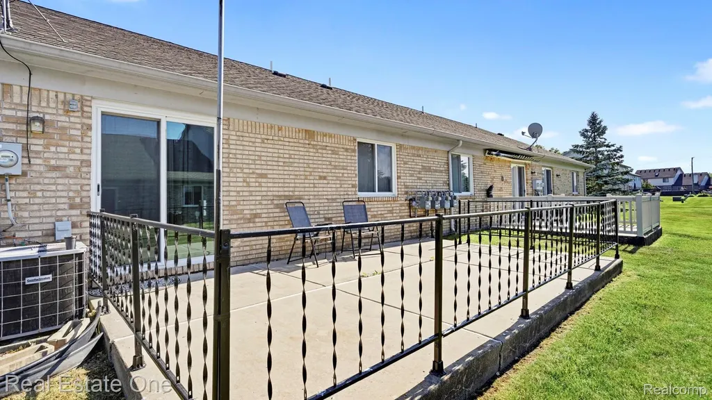 23344 Bunte Court Brownstown Charter Township MI 48183