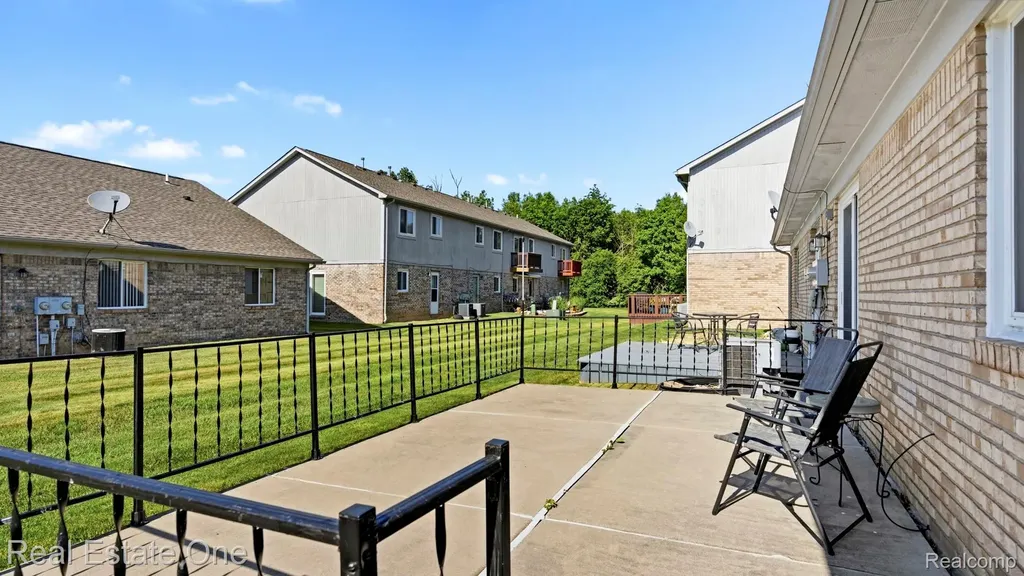 23344 Bunte Court Brownstown Charter Township MI 48183