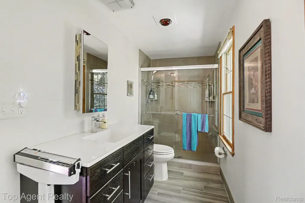 2411 Farmbrook Trail Addison Township MI 48370