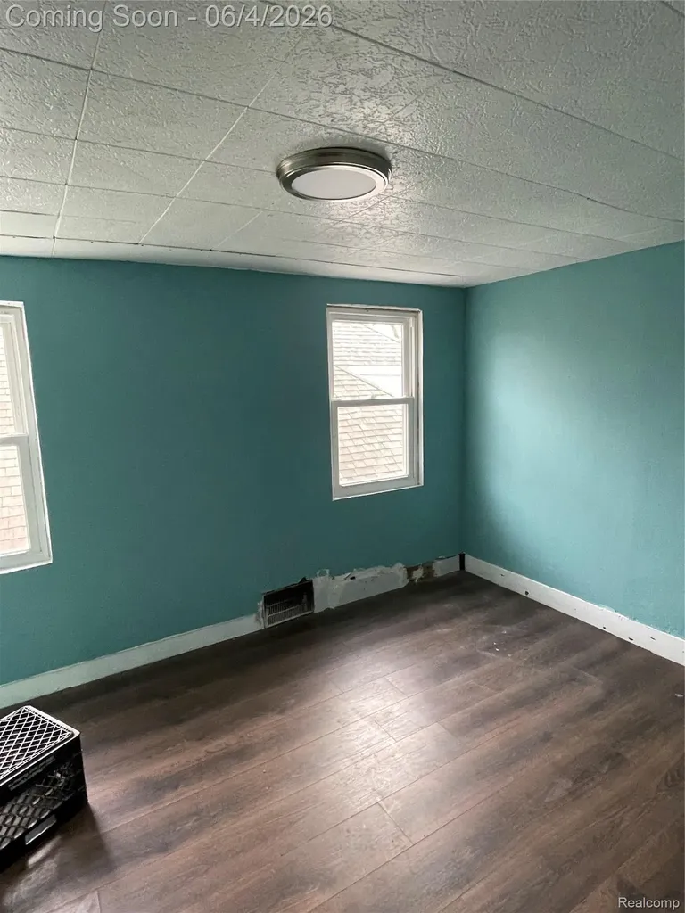 4525 6th Street Ecorse City MI 48229