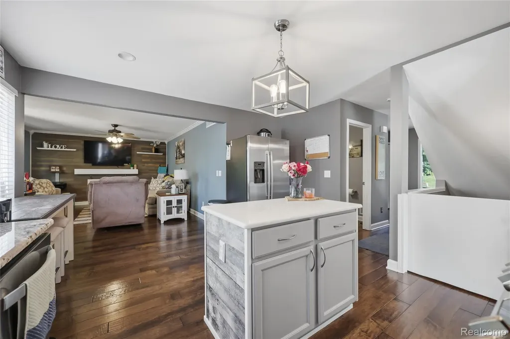 6003 Cedar Bend Drive Independence Charter Township MI 48346