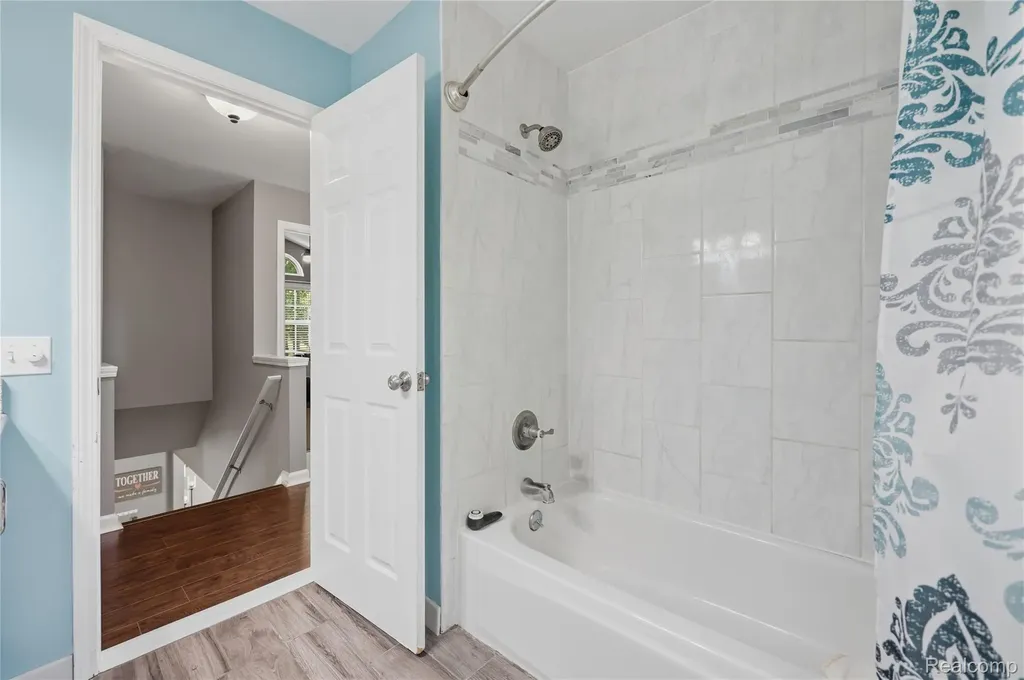 6003 Cedar Bend Drive Independence Charter Township MI 48346