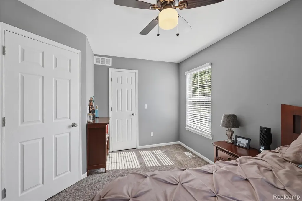 6003 Cedar Bend Drive Independence Charter Township MI 48346