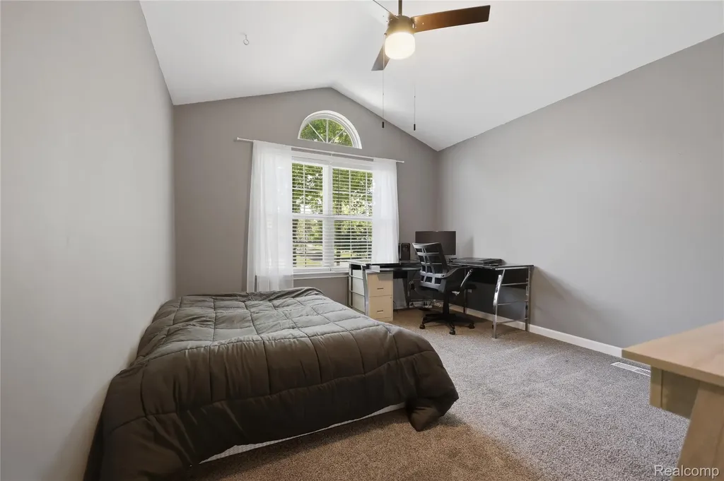 6003 Cedar Bend Drive Independence Charter Township MI 48346