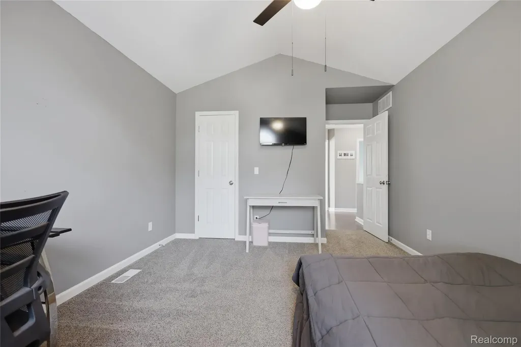 6003 Cedar Bend Drive Independence Charter Township MI 48346