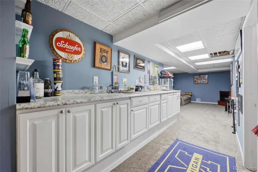 6003 Cedar Bend Drive Independence Charter Township MI 48346
