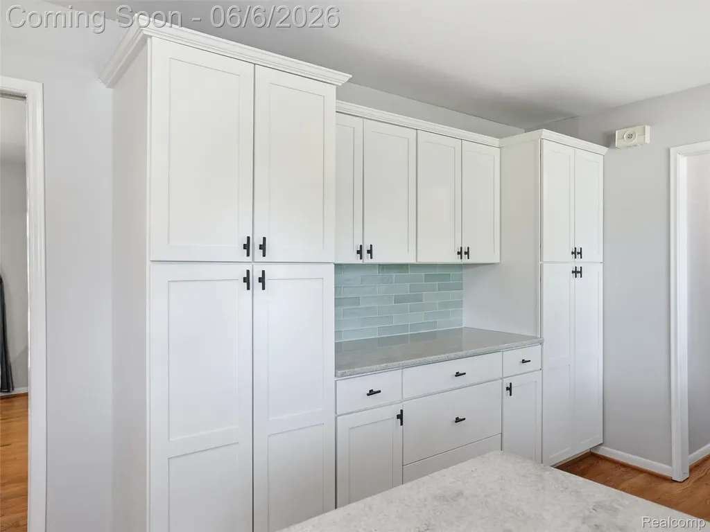 6623 Pine Eagle Lane West Bloomfield Charter Township MI 48322