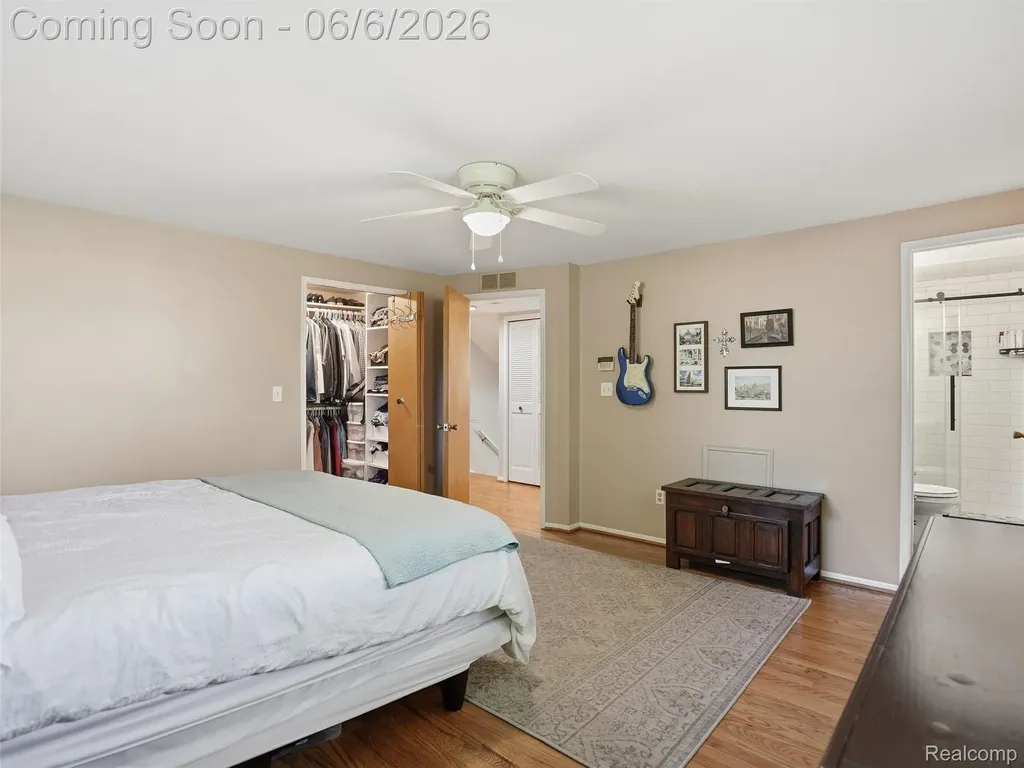 6623 Pine Eagle Lane West Bloomfield Charter Township MI 48322