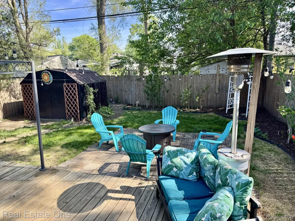 311 W Brockton Avenue Madison Heights City MI 48071