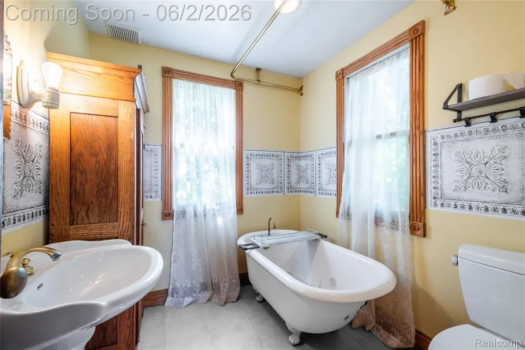 1459 W Cohoctah Road Cohoctah Township MI 48816