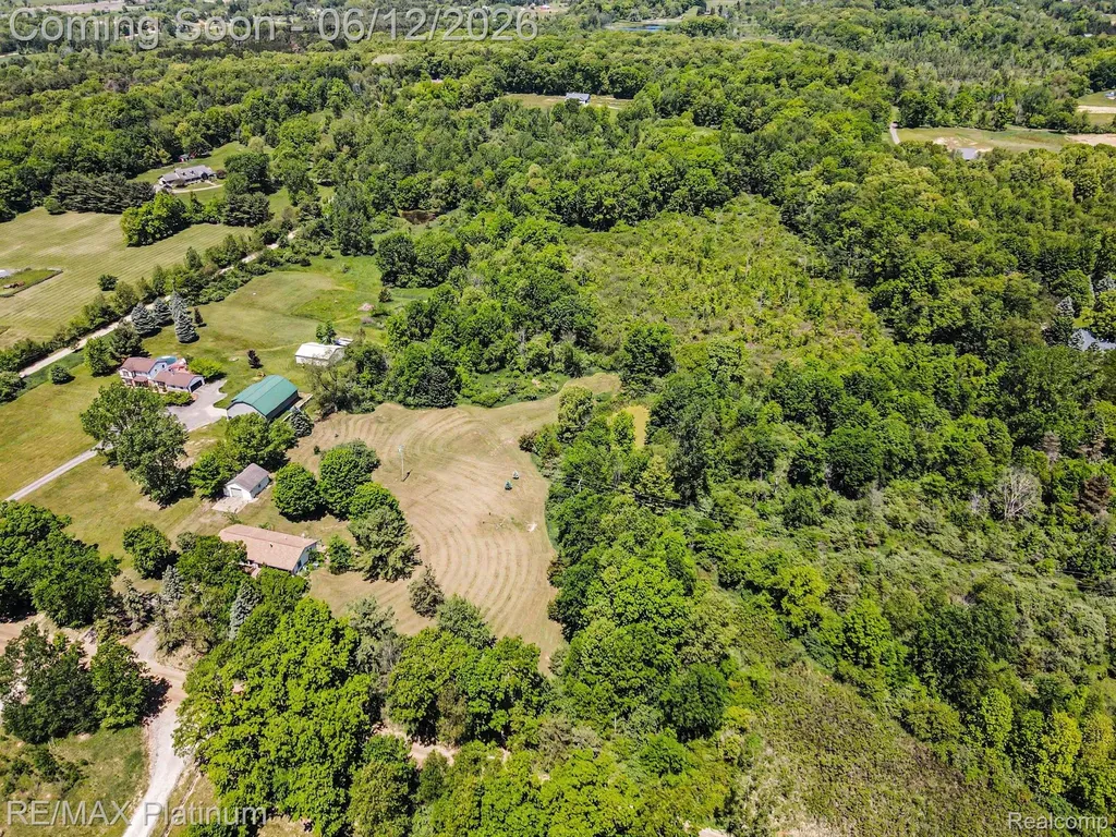 2647 Curdy Road Oceola Township MI 48855