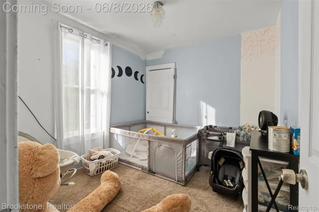 6225 Stahelin Avenue Detroit City MI 48228
