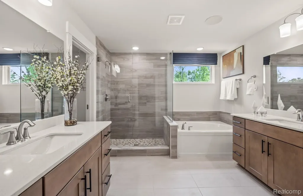22277 Hilda Lane South Lyon City MI 48178