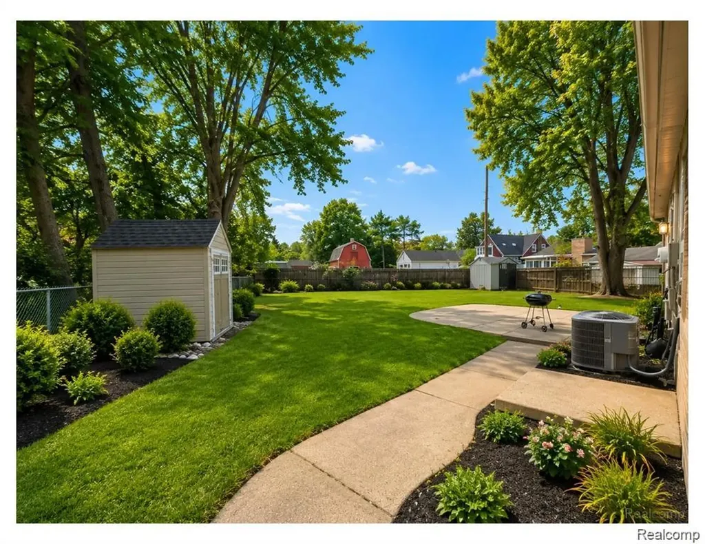 11360 Deno Court Sterling Heights City MI 48314