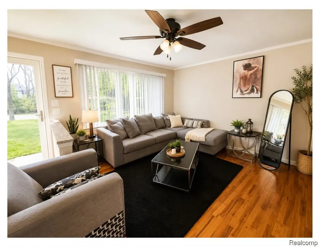 11360 Deno Court Sterling Heights City MI 48314