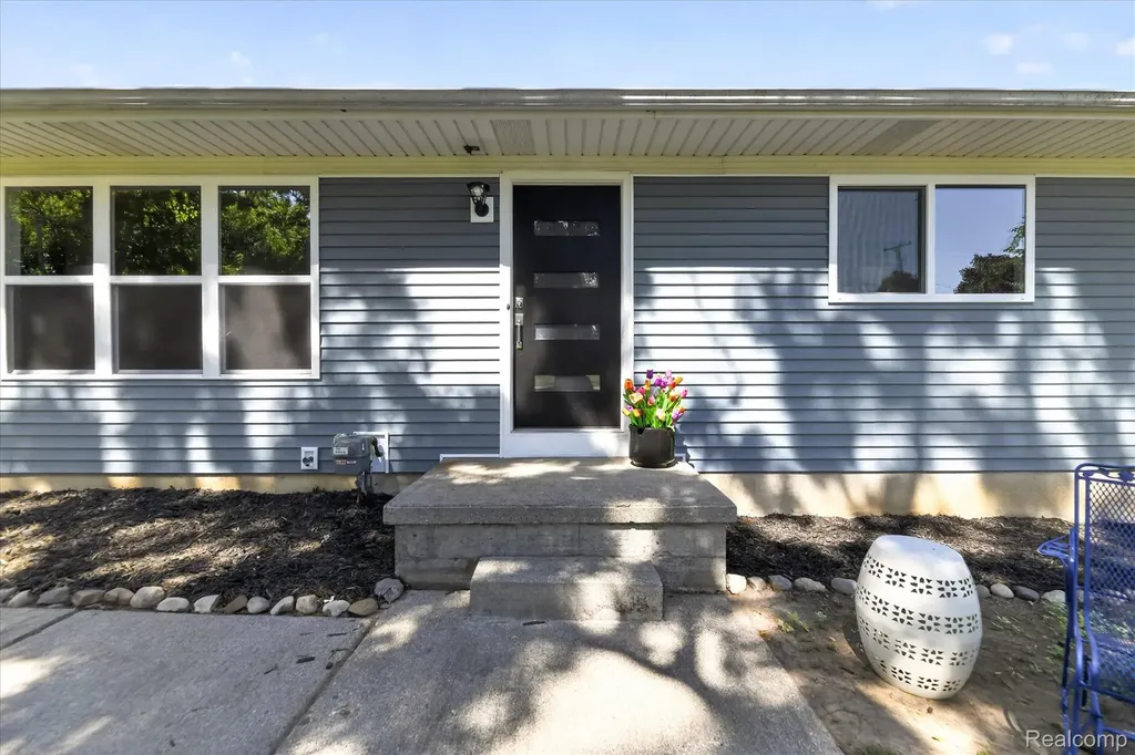2250 Montague Road Davison City MI 48423