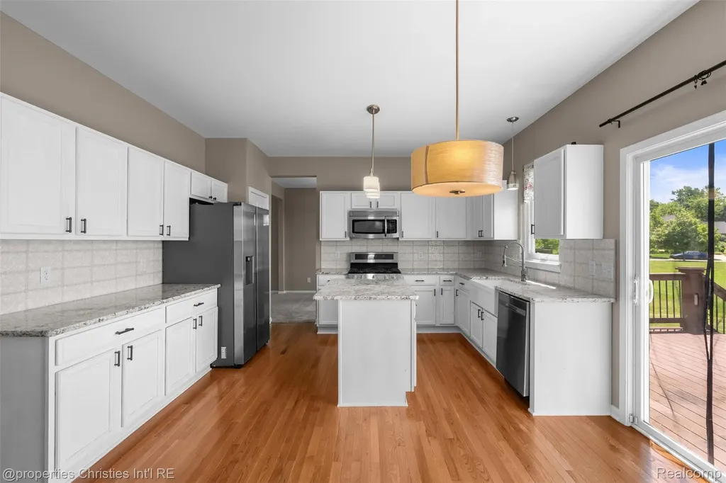 9670 Wexford Drive Superior Charter Township MI 48198