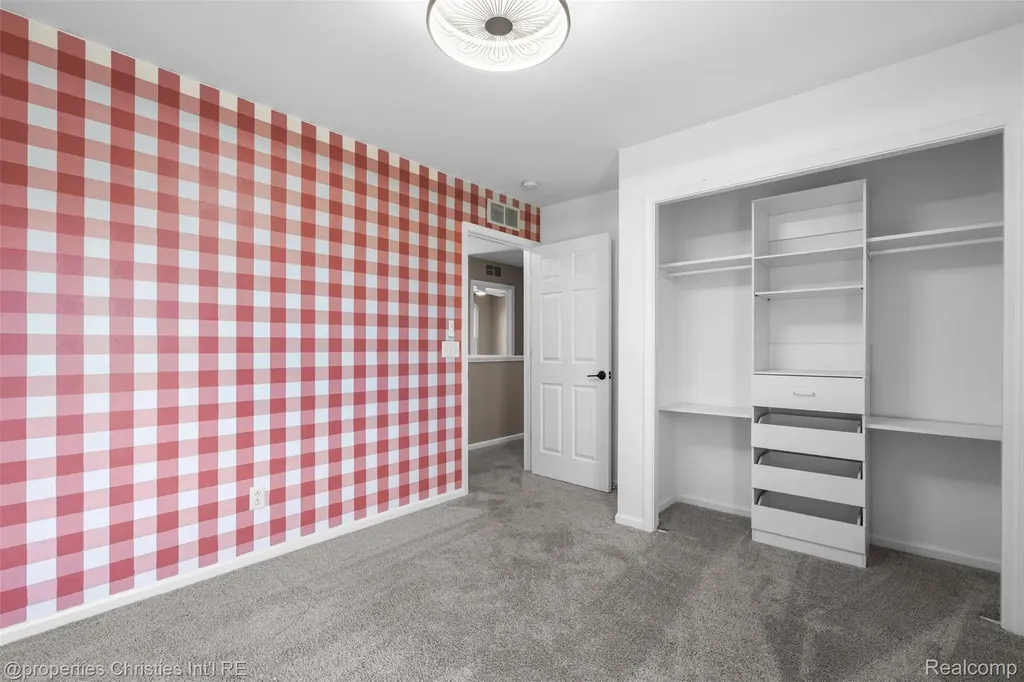 9670 Wexford Drive Superior Charter Township MI 48198