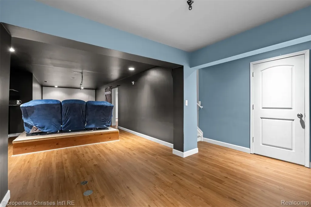 9670 Wexford Drive Superior Charter Township MI 48198