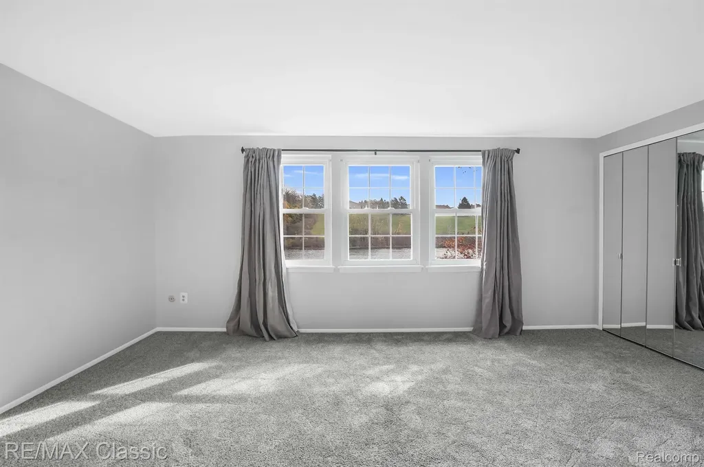 19580 Crystal Lake Drive Northville City MI 48167