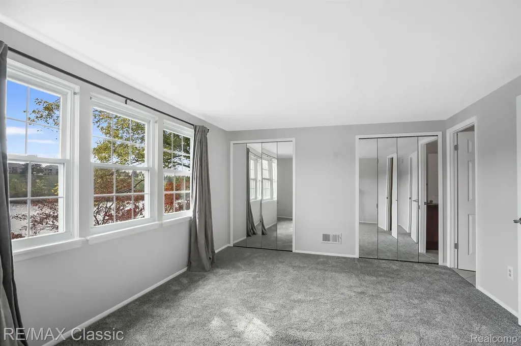 19580 Crystal Lake Drive Northville City MI 48167