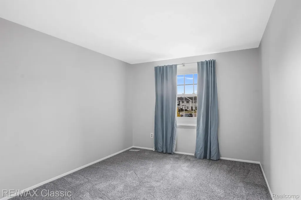 19580 Crystal Lake Drive Northville City MI 48167