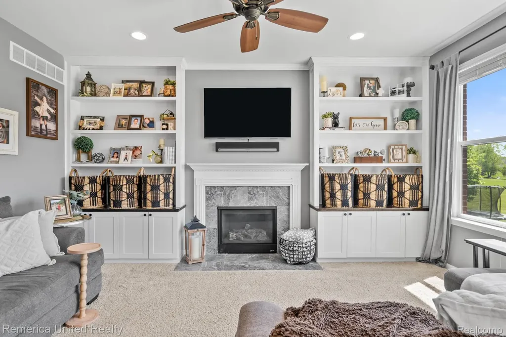 28519 Cottage Lane Lyon Charter Township MI 48165