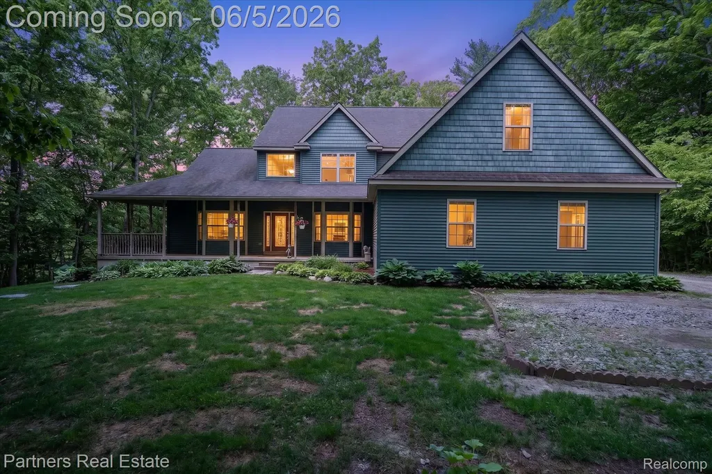 4053 Rolling Acres Drive Hartland Township MI 48353