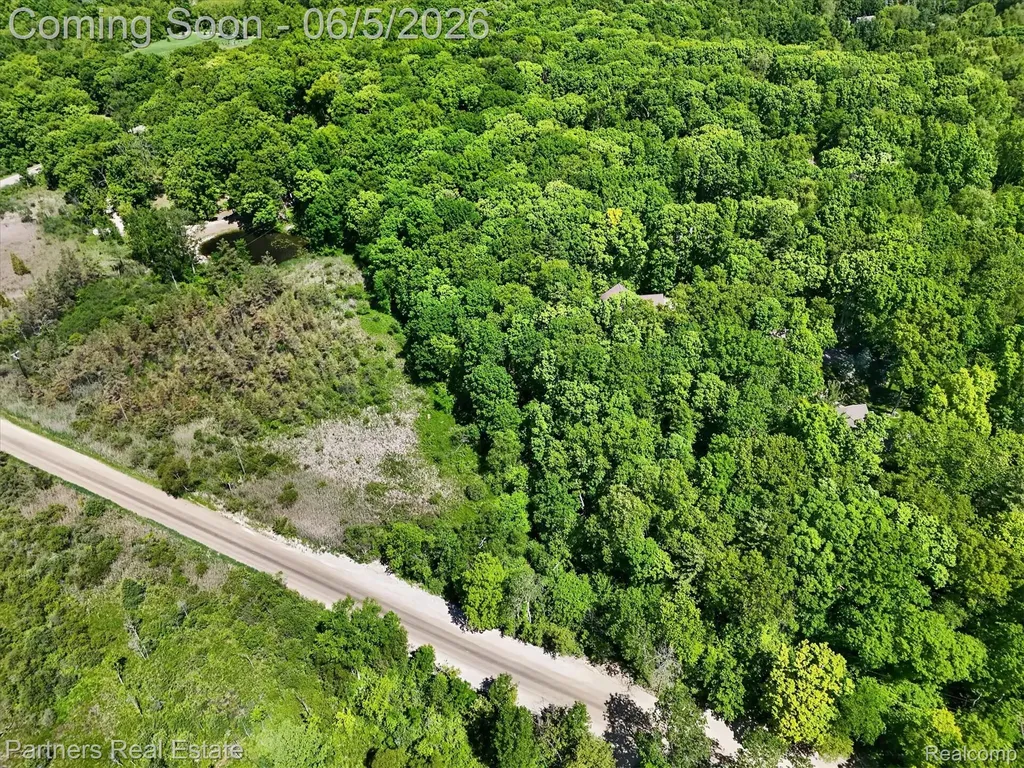 4053 Rolling Acres Drive Hartland Township MI 48353