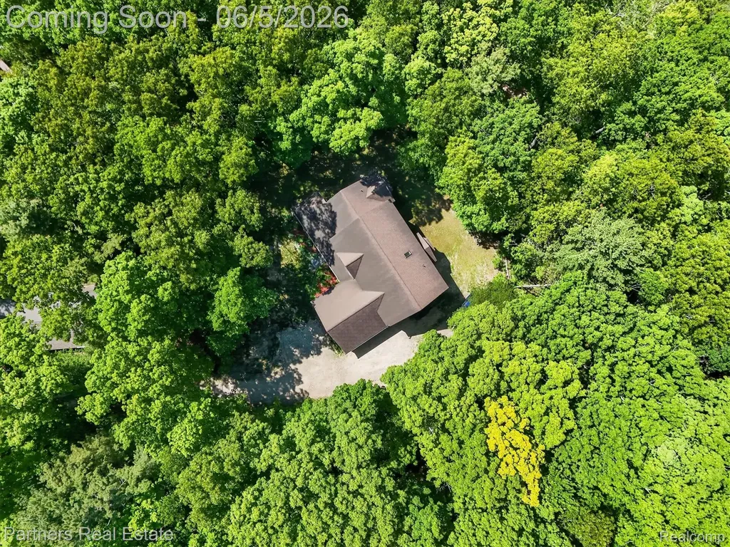 4053 Rolling Acres Drive Hartland Township MI 48353