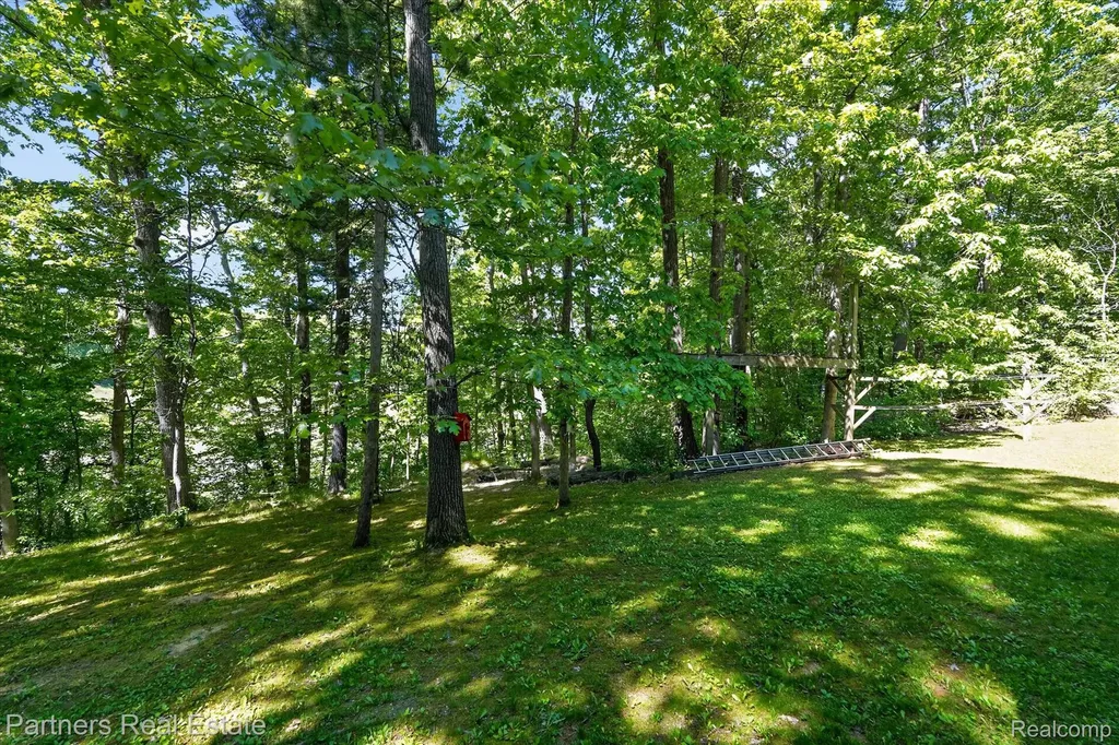4053 Rolling Acres Drive Hartland Township MI 48353