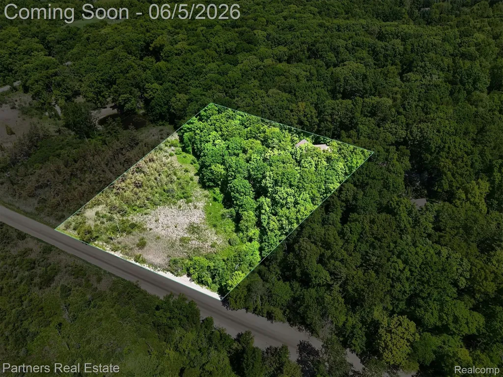 4053 Rolling Acres Drive Hartland Township MI 48353