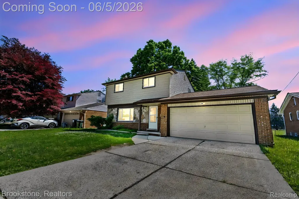 10835 Melbourne Avenue Allen Park City MI 48101