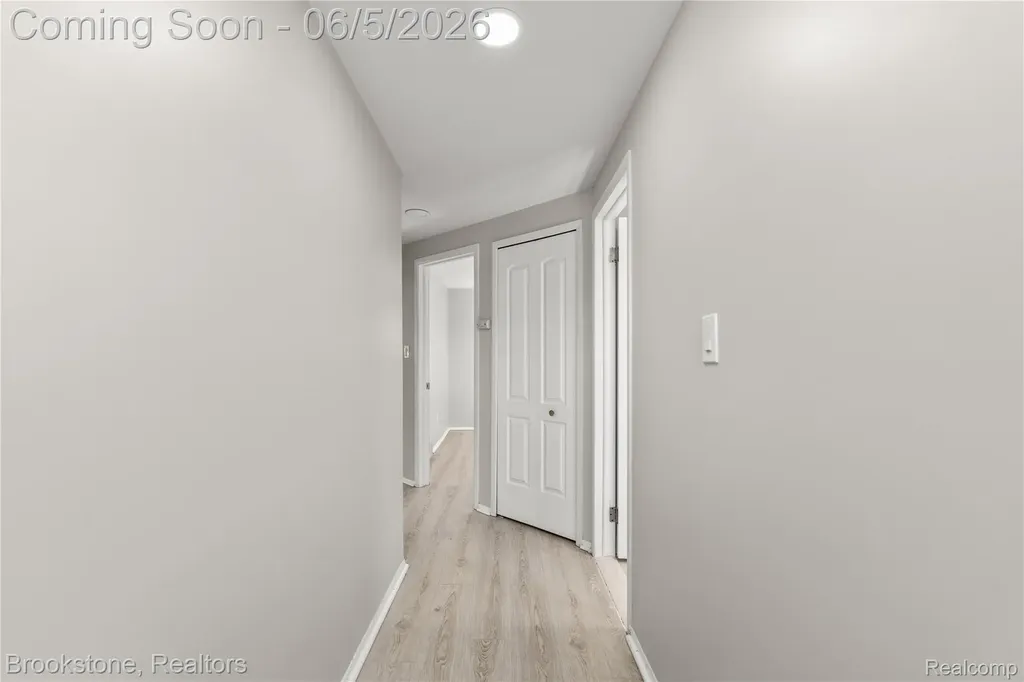 10835 Melbourne Avenue Allen Park City MI 48101