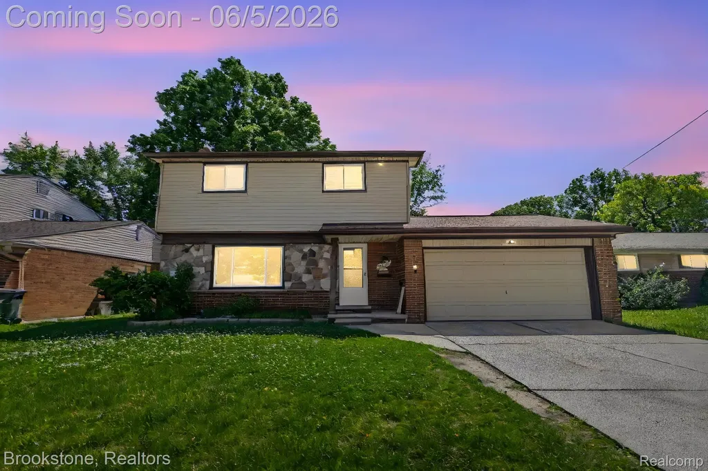 10835 Melbourne Avenue Allen Park City MI 48101
