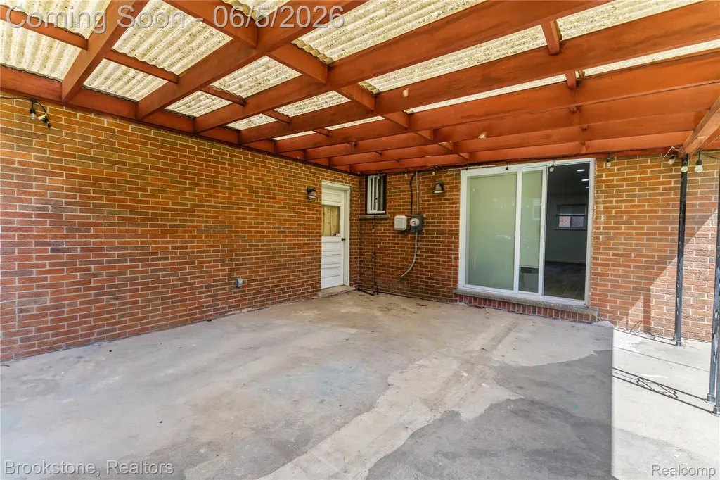 10835 Melbourne Avenue Allen Park City MI 48101