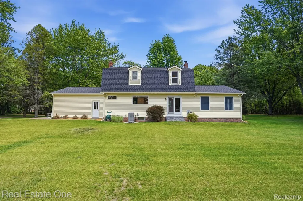 1765 Rowe Road Highland Charter Township MI 48380