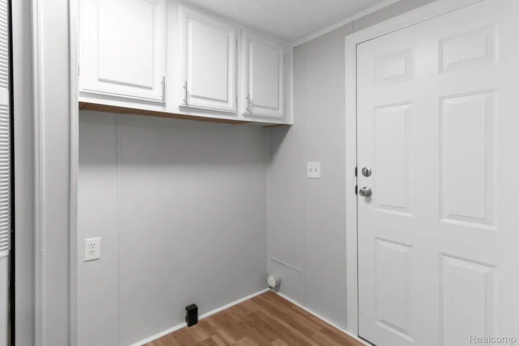 16 Canary Hill Drive Orion Charter Township MI 48359